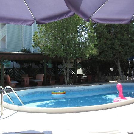 Hostel Papagal Βάρνα Εξωτερικό φωτογραφία