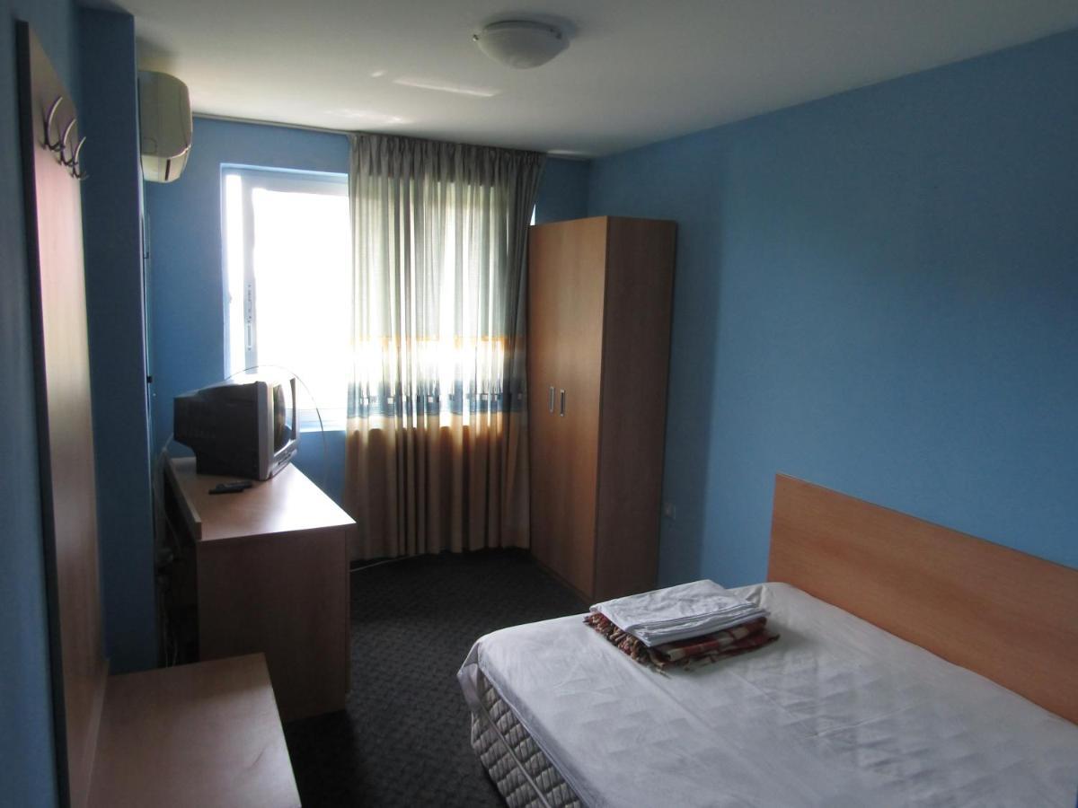 Hostel Papagal Βάρνα Εξωτερικό φωτογραφία