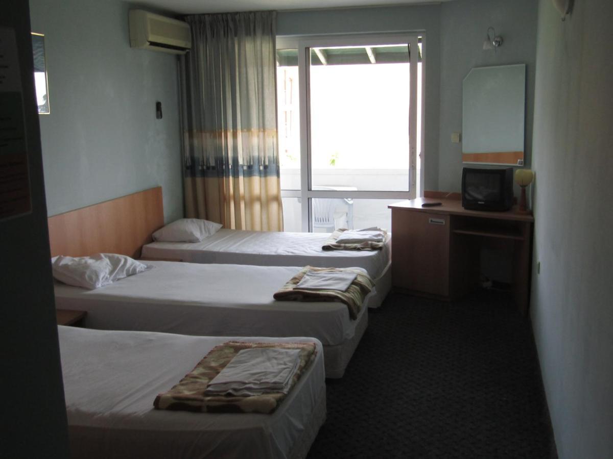 Hostel Papagal Βάρνα Εξωτερικό φωτογραφία
