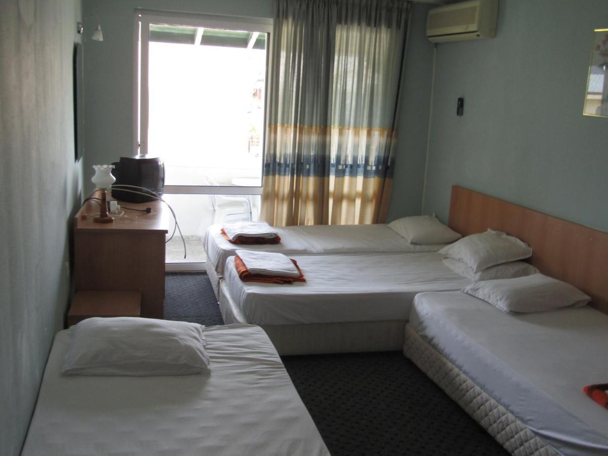 Hostel Papagal Βάρνα Εξωτερικό φωτογραφία