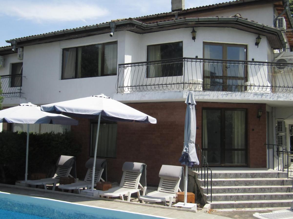 Hostel Papagal Βάρνα Εξωτερικό φωτογραφία