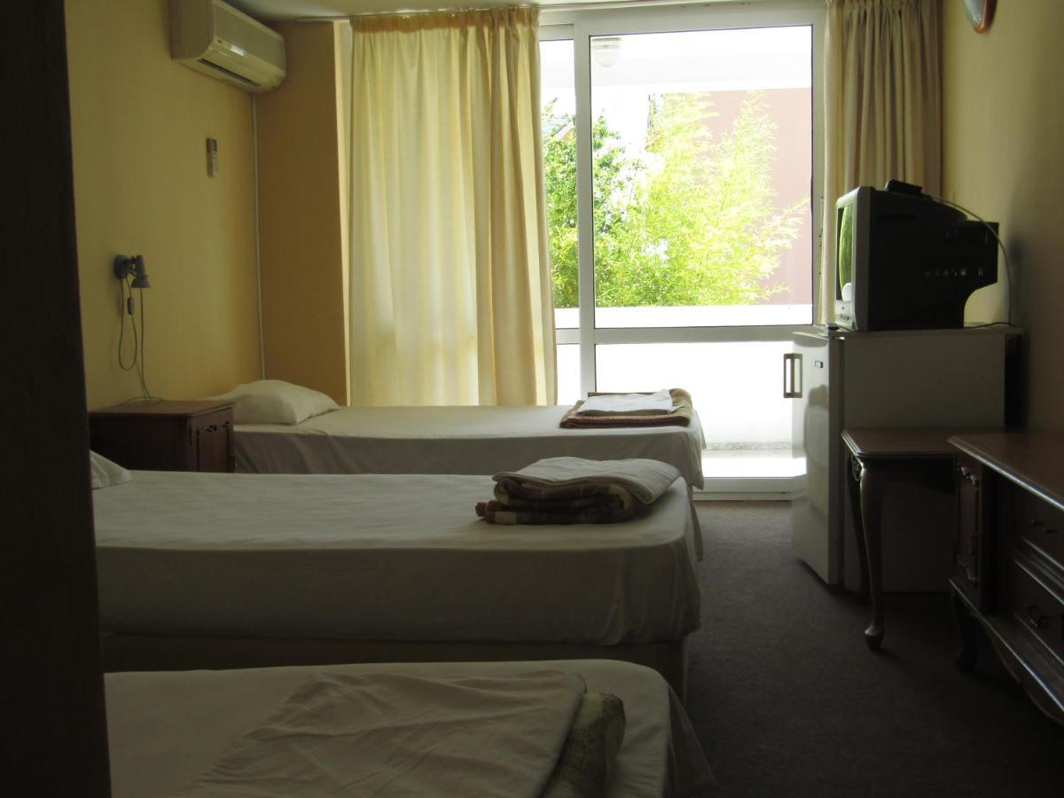Hostel Papagal Βάρνα Εξωτερικό φωτογραφία