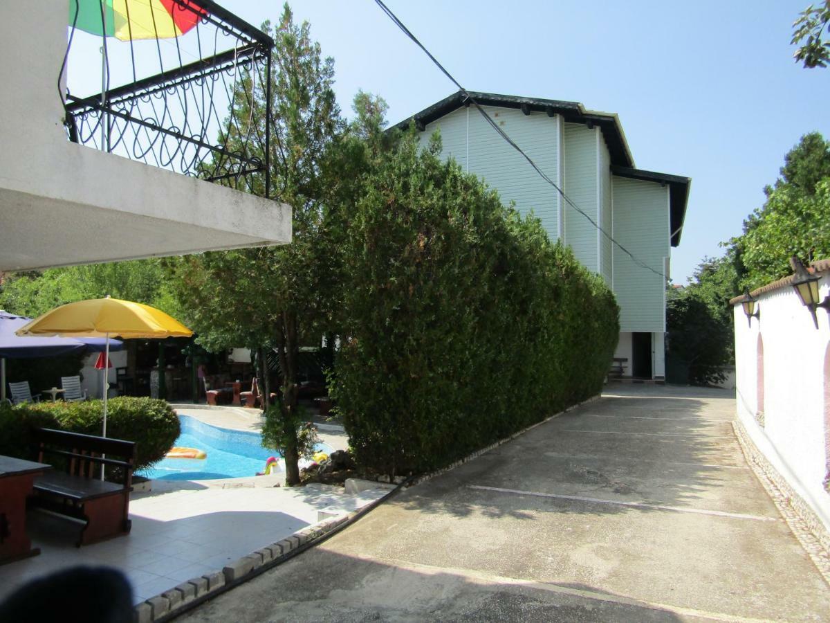 Hostel Papagal Βάρνα Εξωτερικό φωτογραφία