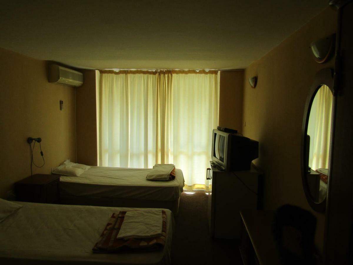 Hostel Papagal Βάρνα Εξωτερικό φωτογραφία