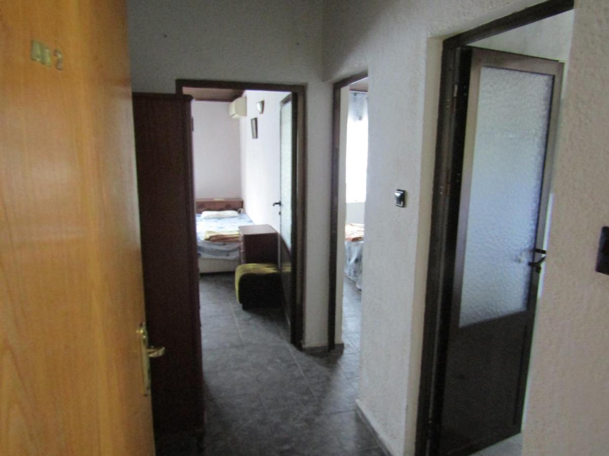 Hostel Papagal Βάρνα Εξωτερικό φωτογραφία